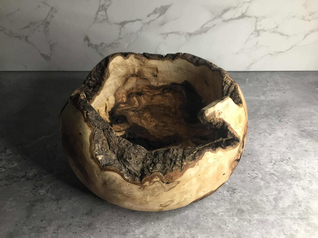 Coupelle rustique en racine d'olivier 