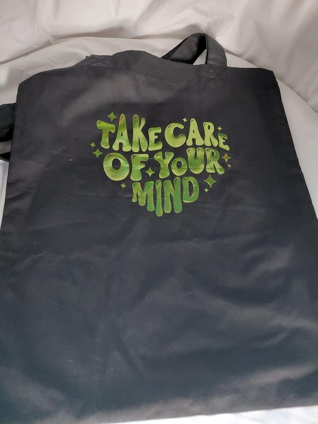 Tote bag