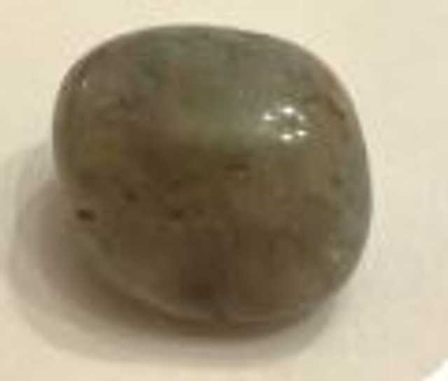 Pierre roulée en Quartz nuage gris