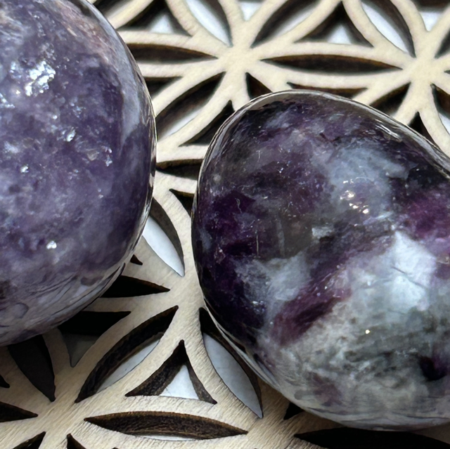 Lepidolite 