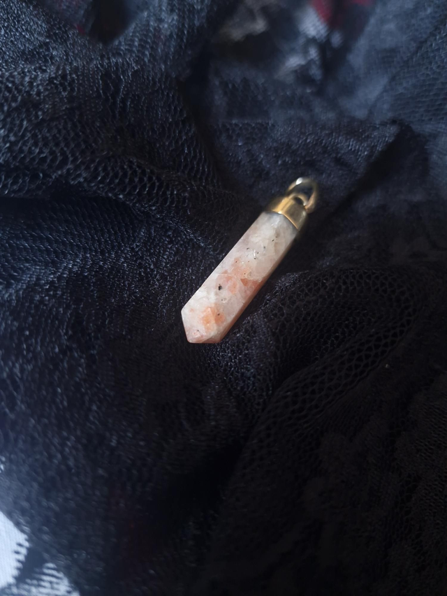 Sunstone pendant