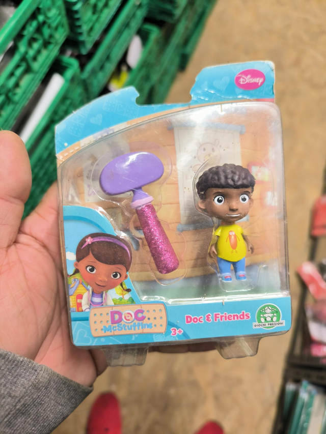 FIGURINE DOCTEUR LA PELUCHE