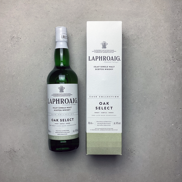LAPHROAIG Oak Select Islay single malt scotch whisky