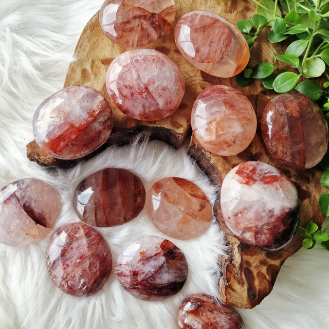 Fire Quartz palm 