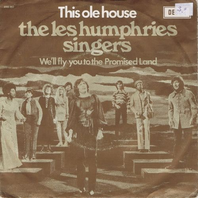 Les Humphries Singers - This Ole House