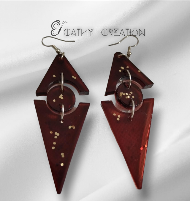 Boucles d'oreilles marron et paillettes 