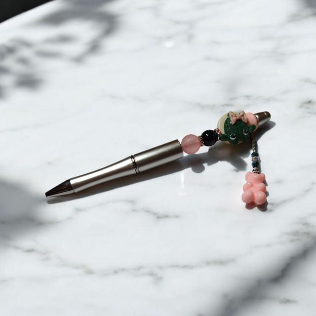 Stylo perles argenté rose