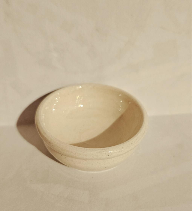 Tonschale cremeweiß