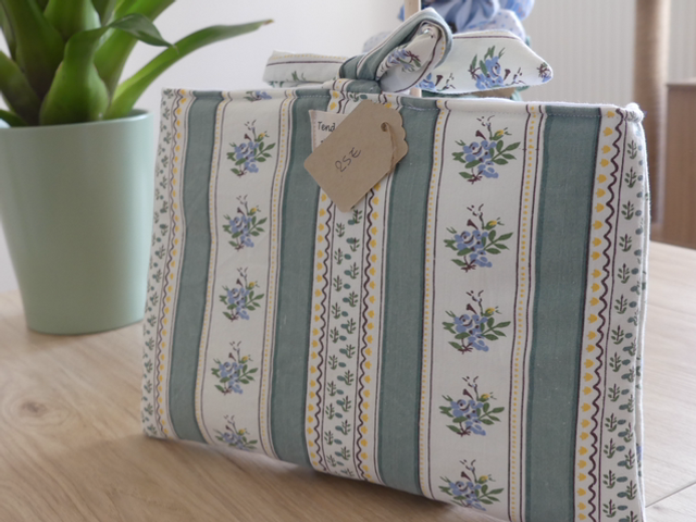 Pochette à livre Romane vintage 
