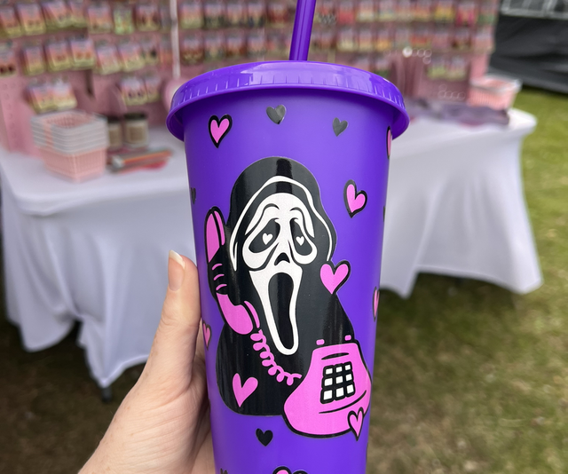 Purple ghostyface “no you hang up” 24oz 