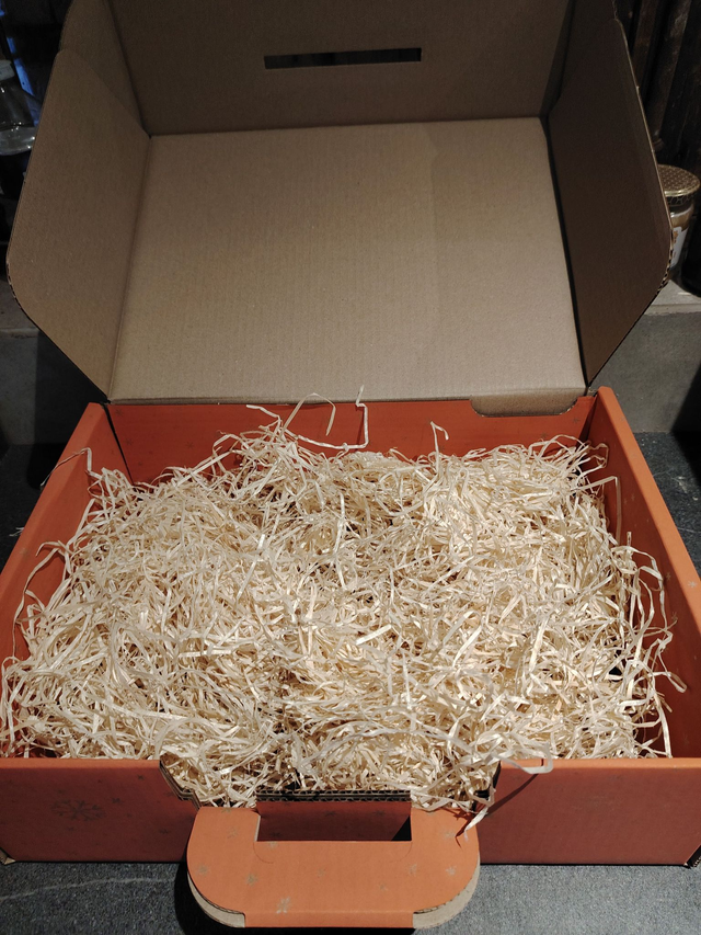 CORBEILLE ou VALISETTE ( à garnir soi-même)