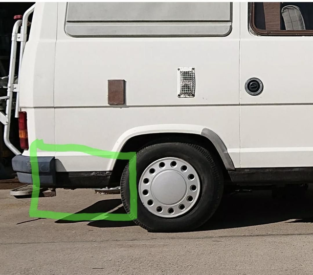 OS side rear lower quarter panel