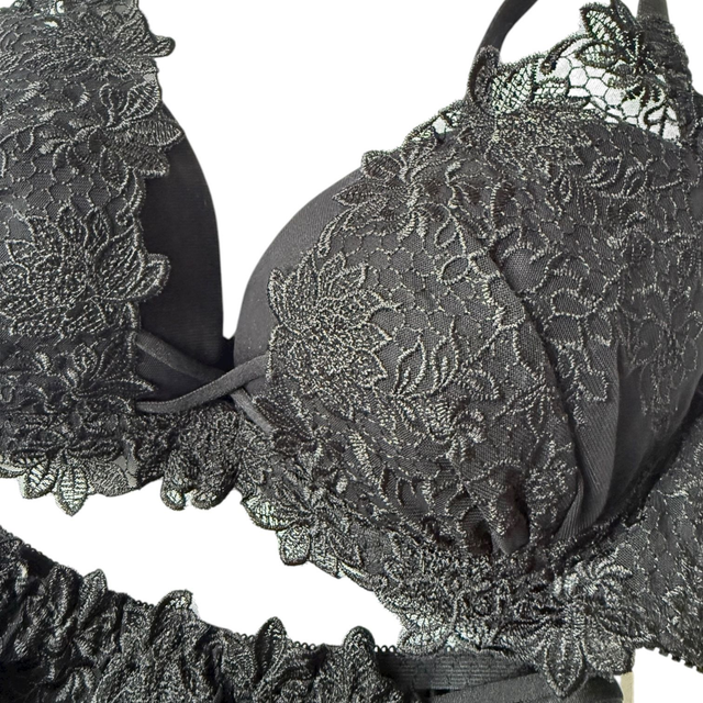 Black Floral Embroidered Japanese Bra + Underwear Set UK 34C