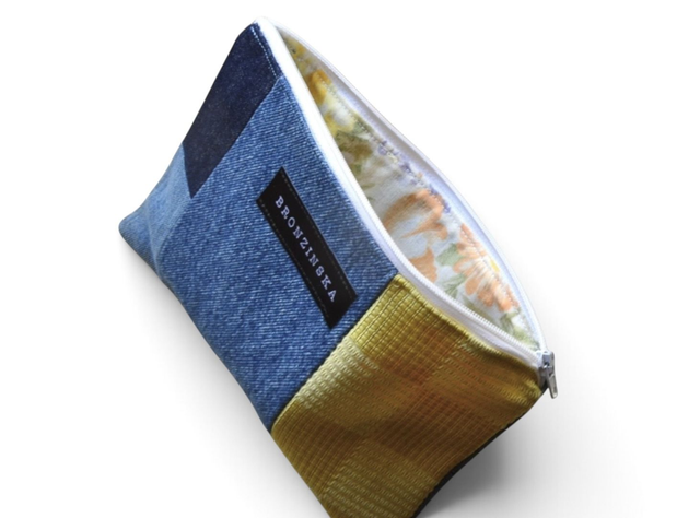 Small patchwork pouch