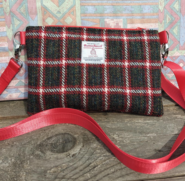 Harris Tweed Nairn bag. Scottish wool handbag 