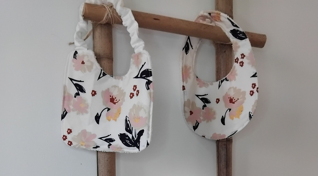 Bavoir bébé FLOWER