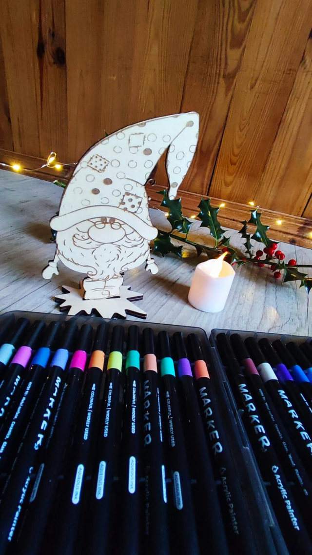 Kit lutin de Noël à peindre ou colorier