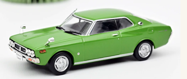 Nissan Laurel Hard Top 2000 1972 grün Norev 1:43