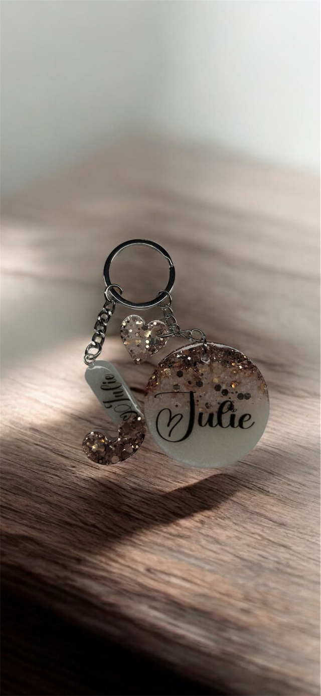 Porte clé rond + petite lettre 