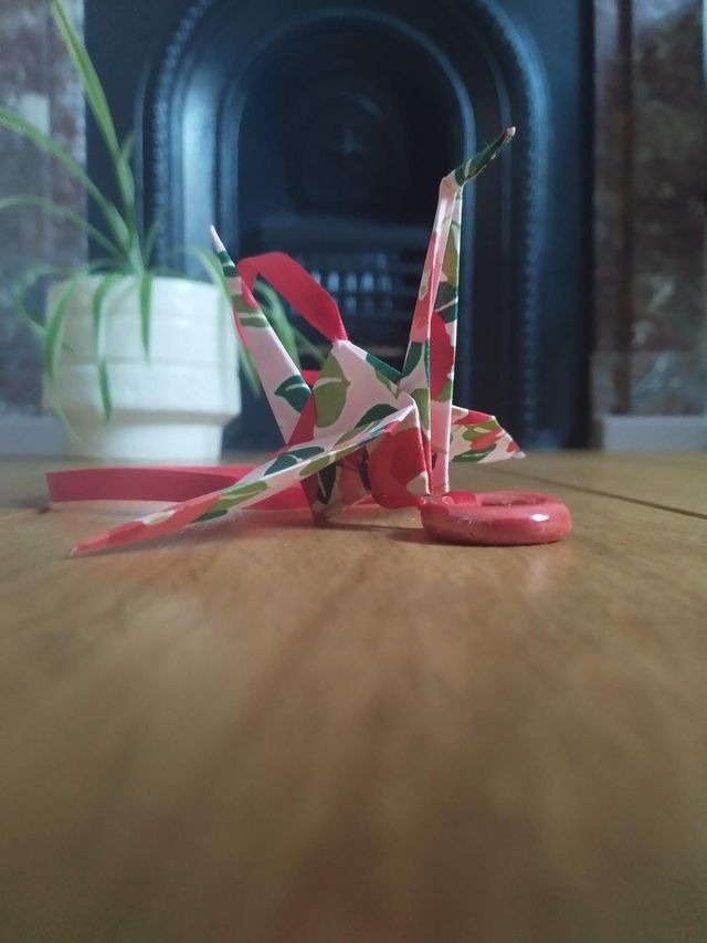 Suspension Origami – Grue de la Paix