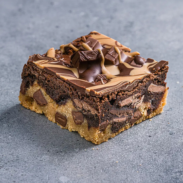 Kinder Brookie (Vegetarian)