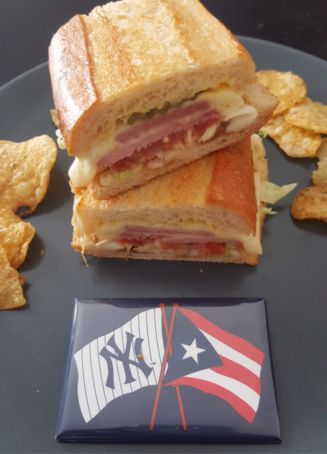 The JQu (Jamon con Queso)