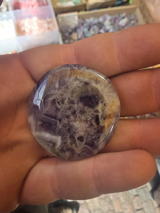 Chevron amethyst palmstone