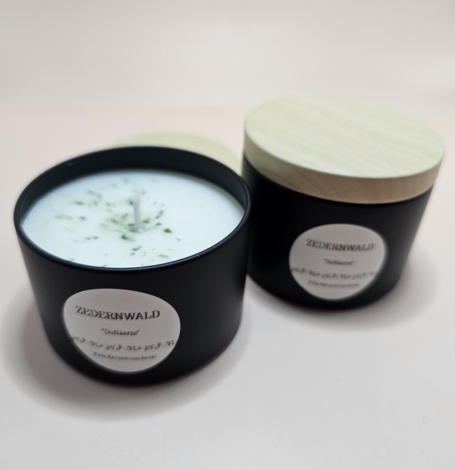 Duftkerze "Zedernwald"