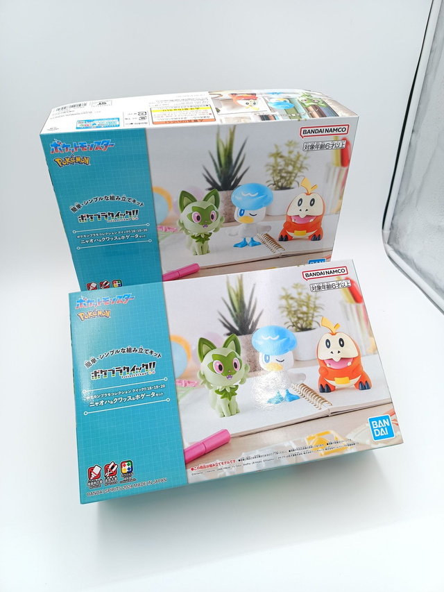 Pokémon Plastic Model Kit Collection Sprigatito, Quaxly & Fuecoco Snap Together Model Kit Bandai Spirits, Japan Import