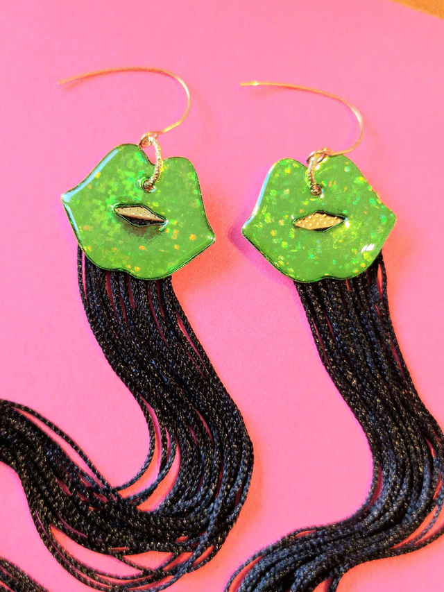 Pepsodent Smiles, Lime Under the Mistletoe