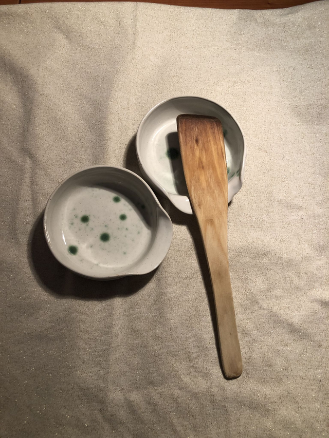 Repose cuillère moucheté vert