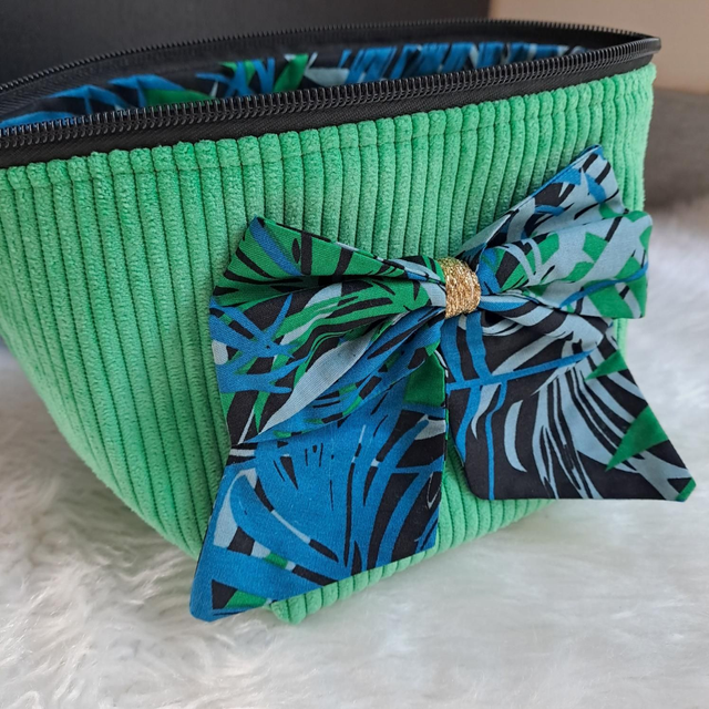 TROUSSE DE TOILETTE MINI 