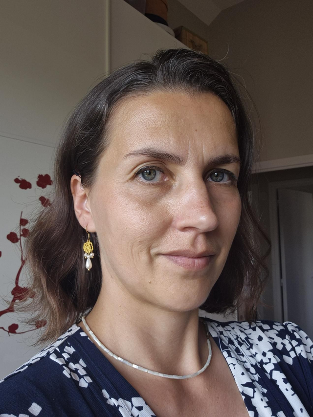 Boucles d'oreille en dentelle Bénédicte, perles nacrées