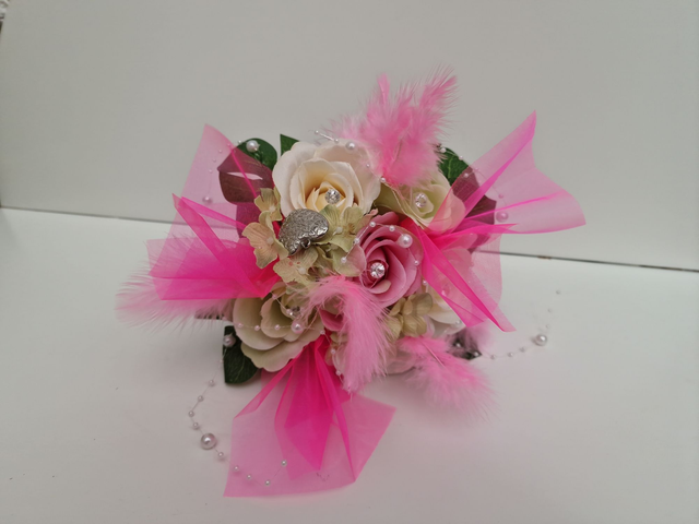 Bouquet De Mariée Roses Tulle Perles Plumes Dentelle