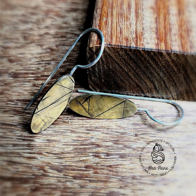 Boucles d&#039;oreilles cymbales texturées 