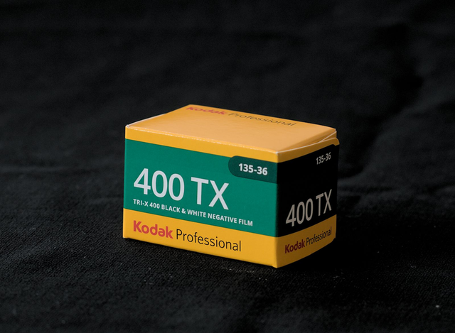 Kodak Tri-X 400 - 35mm - 36 exp - 1 roll