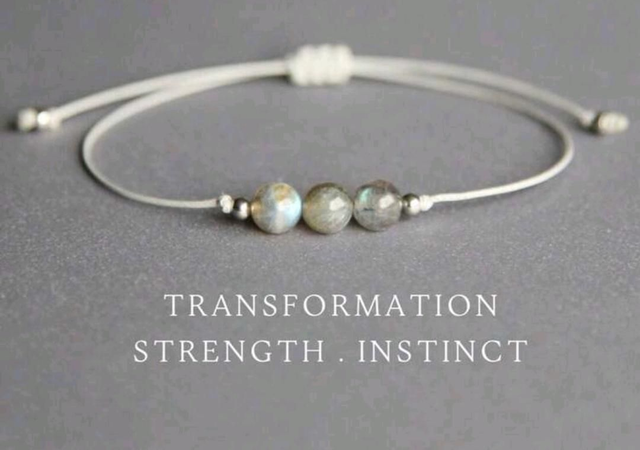 Bracelet "protecteur d'aura" en Labradorite - 6mm - réglable 