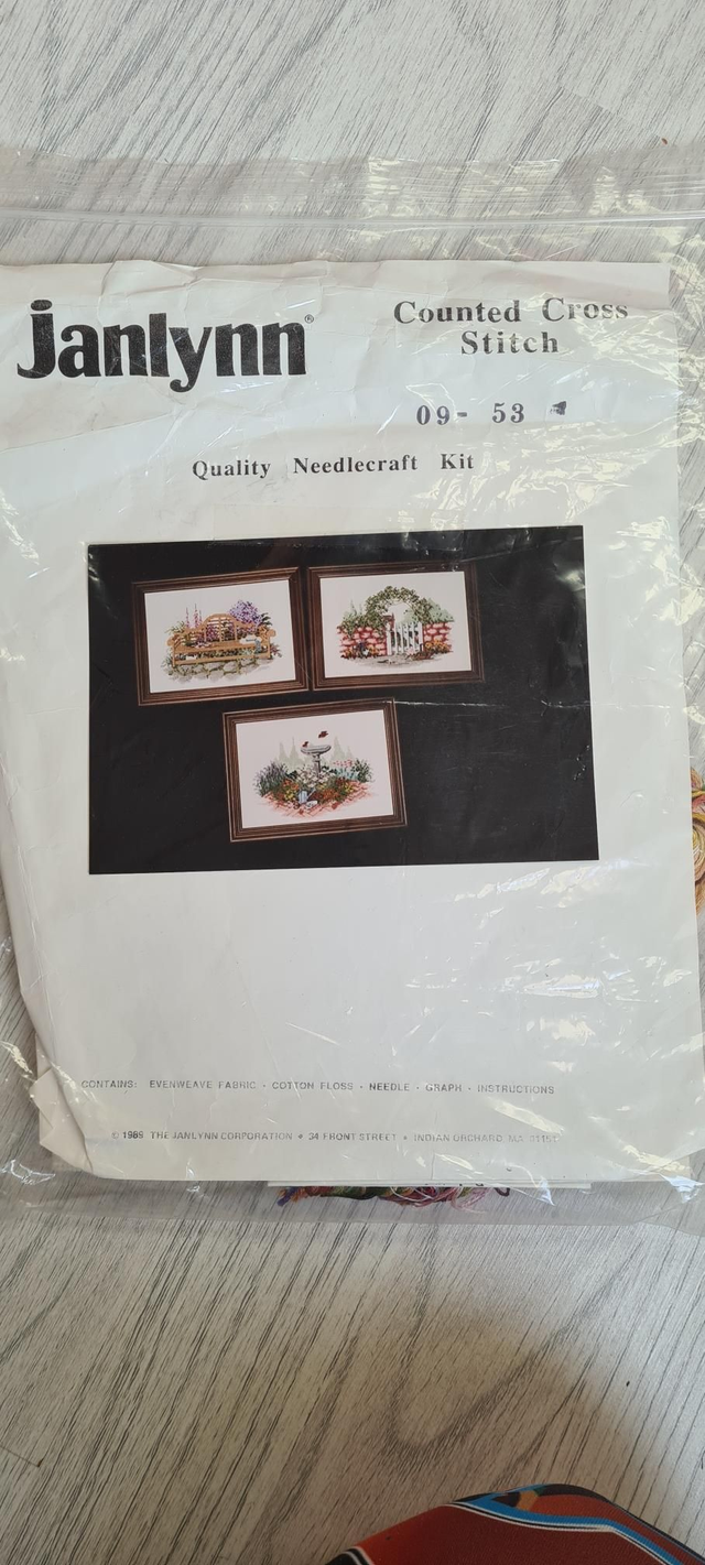 New Janlynn Counted Cross Stitch 