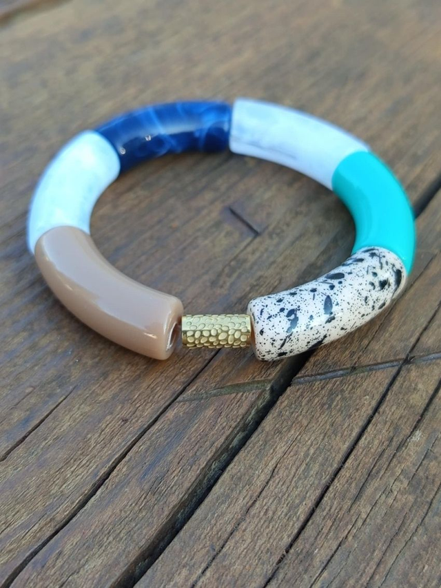 Bracelet perles tubes incurvées Chandra Nadi Ki Lahar