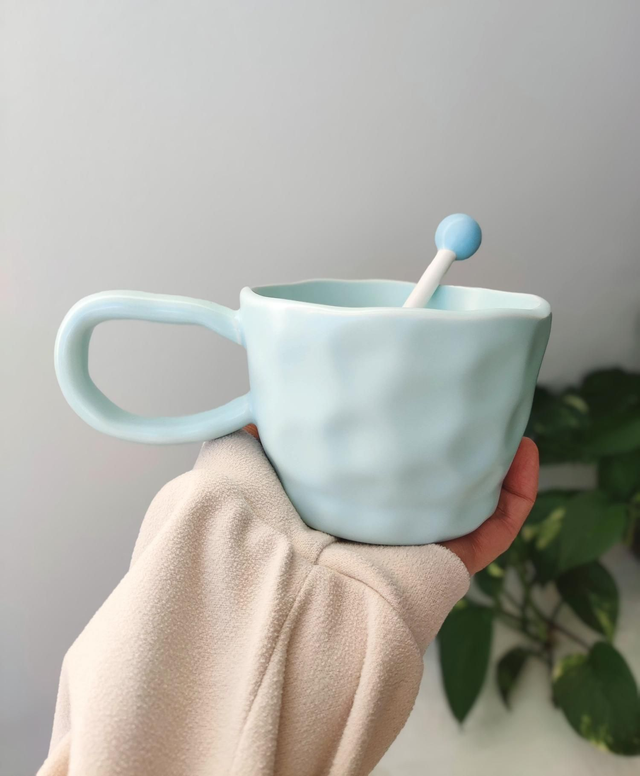 Mug en céramique bleu clair 