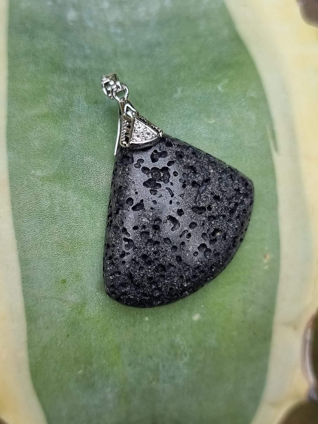 🇨🇵 Lave d&#039;Islande 