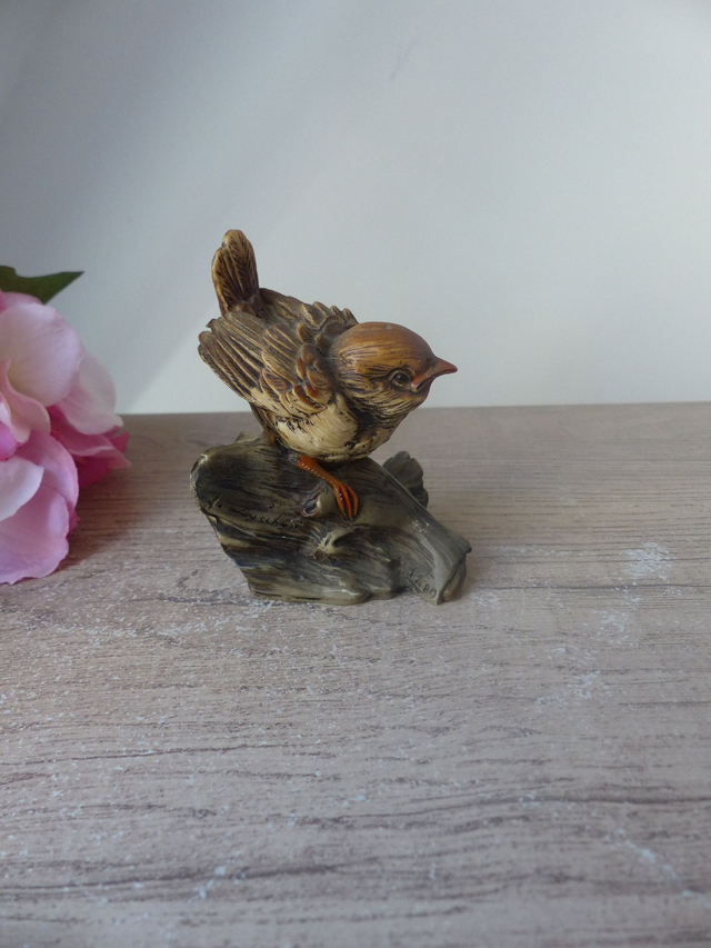 Figurine Oiseau en résine polychrome, Petit Moineau Vintage Faro Lucchesi Peint à la Main en Italie, Collection oiseaux home décor nature