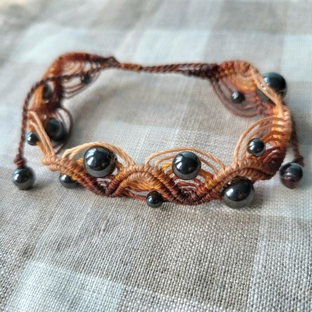 Kit Bracelet double vague Hématite (micro-macramé fils en dégradé de marron, hématite pierre naturelle)
