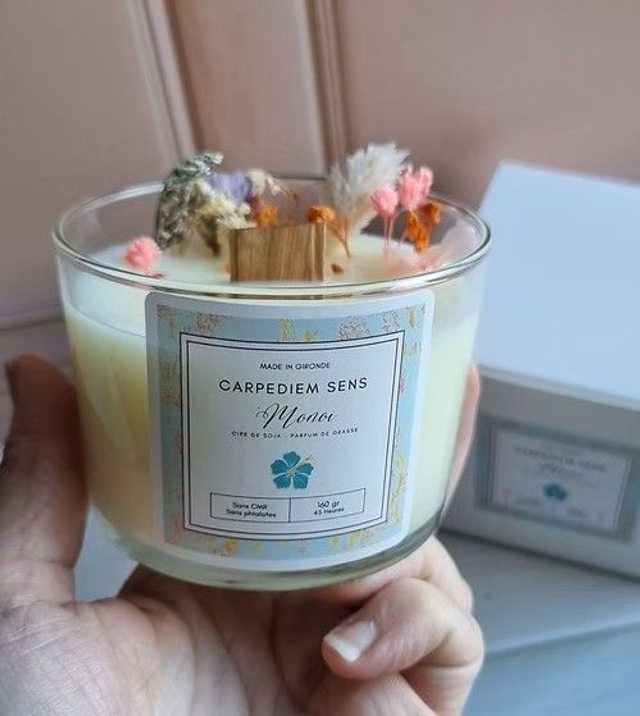 Bougie végétale artisanale parfumée Monoï 