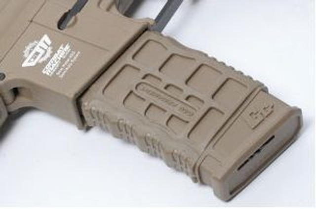 CM16 R8 Long G&G ARMAMENT