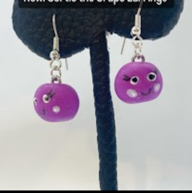 Grape Earrings 