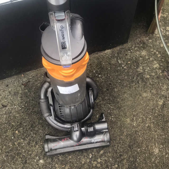 Sold - Dyson DC25 Hoover - M41