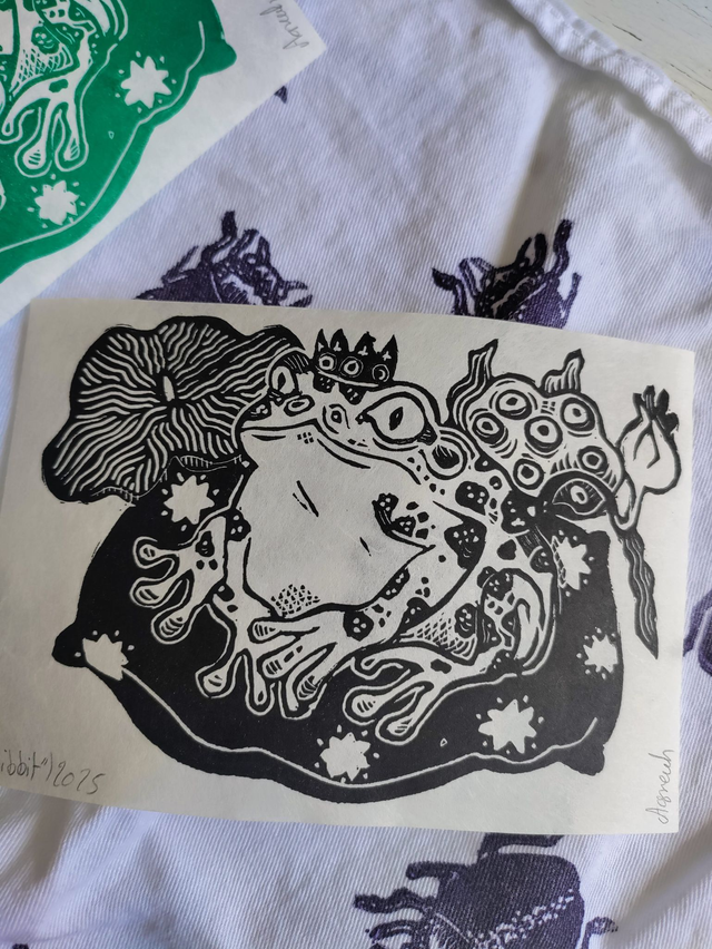 La reine grenouille "Ribbit" , linogravure format 10X15cm