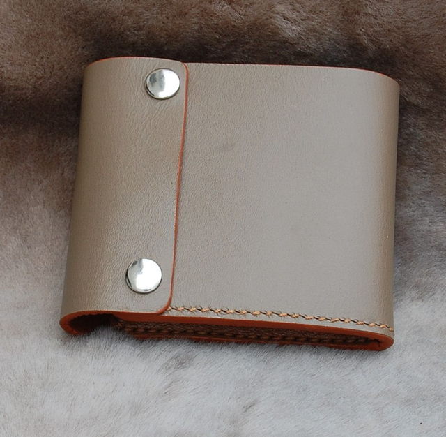 Portefeuille cuir fermant couleur taupe