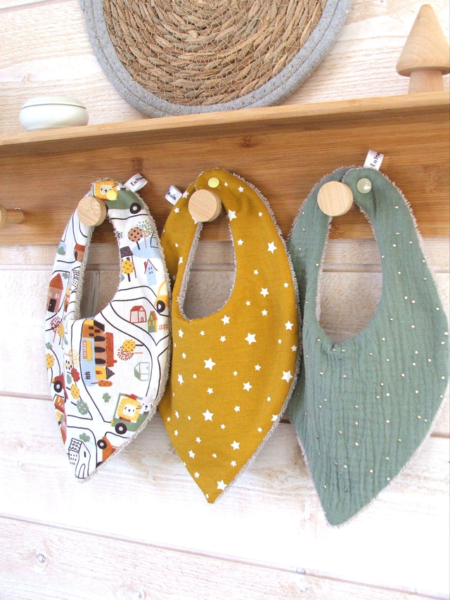 Bavoirs bandana &quot;petit baroudeur&quot;